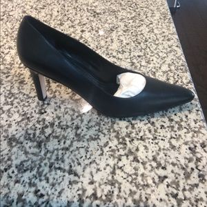 Brooks Brothers heels-Navy Blue